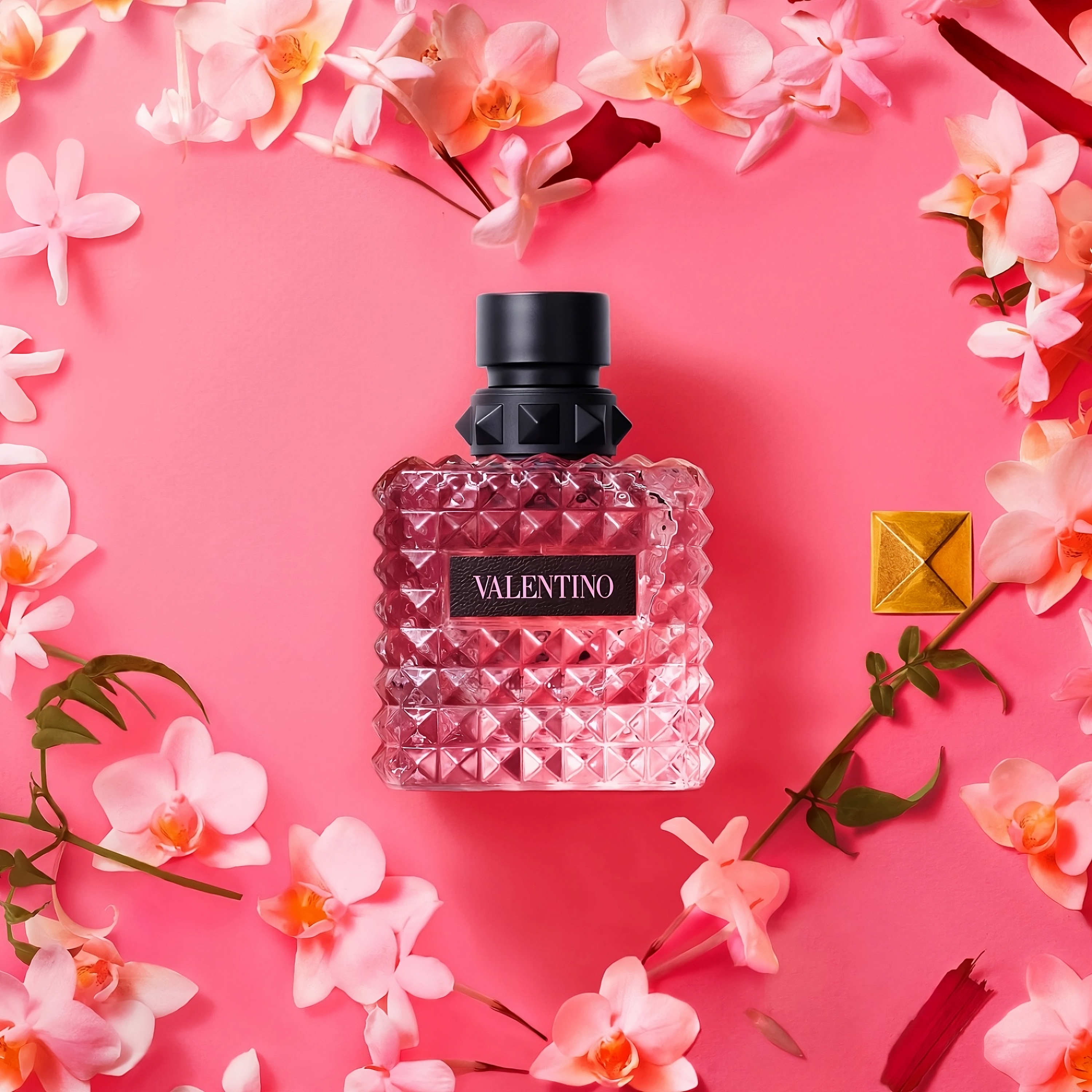 Valentino Donna Born in Roma (On-The-Go)